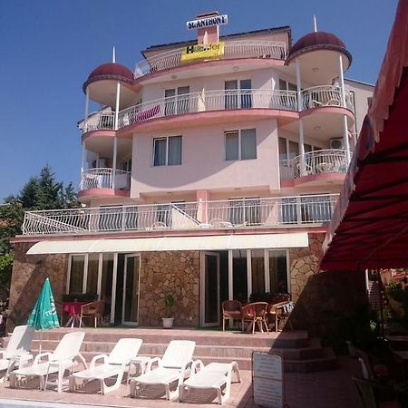 Hotel St. Anthony Napospart Kültér fotó